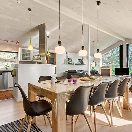 Amazing In With Kitchen *